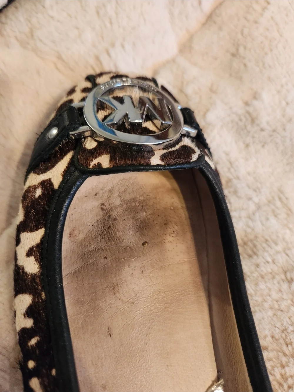 MICHAEL KORS Leopard Ballet Flats Shoes Calf Hair GUC Size 5.5M Animal Print